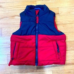 Amazon essentials 2T boys vest, navy and red